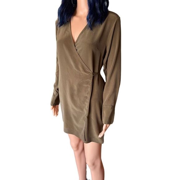 Equipment Femme Antheme Silk Wrap Dress Desert Palm Brown - Picture 3 of 6